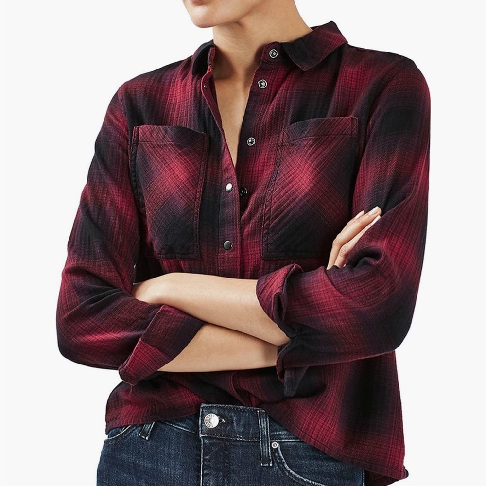 Topshop red plaid snap button front long sleeves shirt - Size: 2